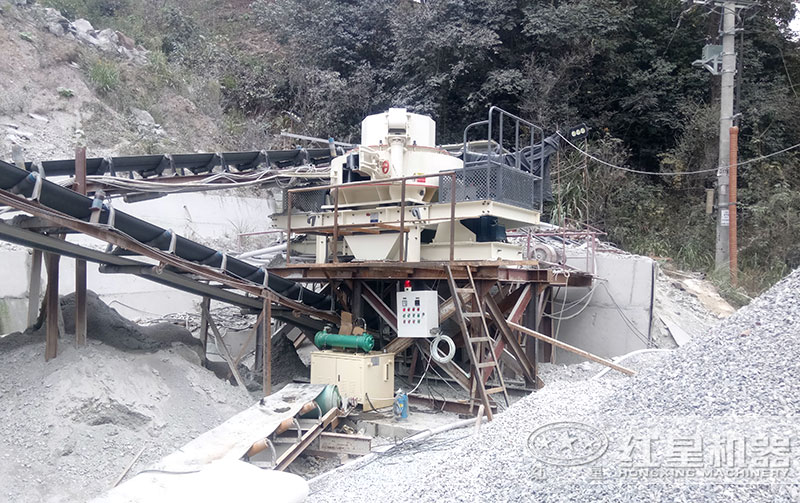 碎石整形機作業現場 碎石整形機作業現場